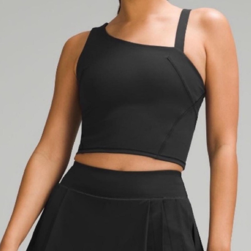 Lululemon black assymetrical tennis tank